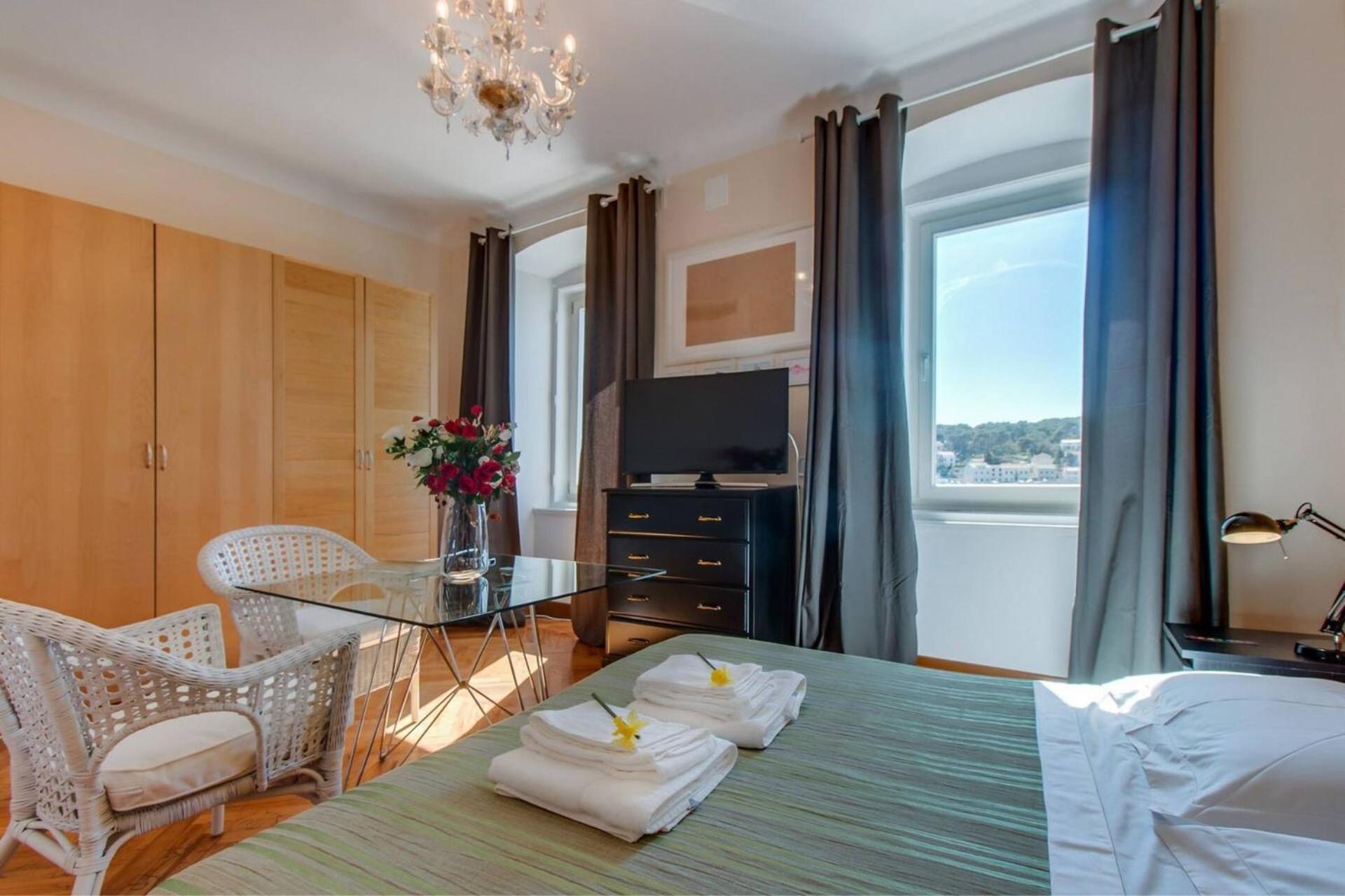 Hotel Vindobona Mali Lošinj Exteriér fotografie